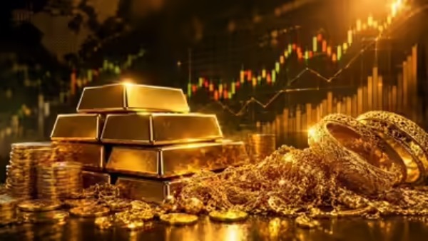 Gold Rate Today: పసిడి ప్రియులకు షాక్: రాకెట్లా దూసుకెళ్తున్న బంగారం, వెండి ధరలు.. కారణాలివే!