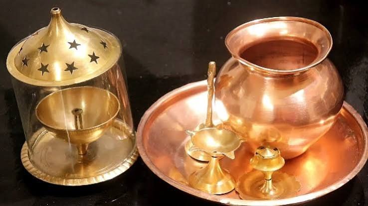 sravana-masam:శ్రావణమాసం చిట్కా- గంటల తరబడి రుద్దక్కర్లేదు.. పూజా సామాన్లు బంగారంలా మెరవాలంటే ఇలా చేయండి!